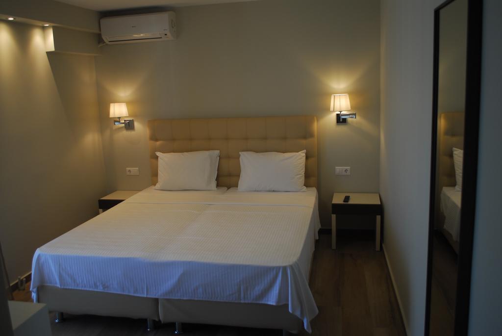 Atlantis Hotel Paralía Kültér fotó