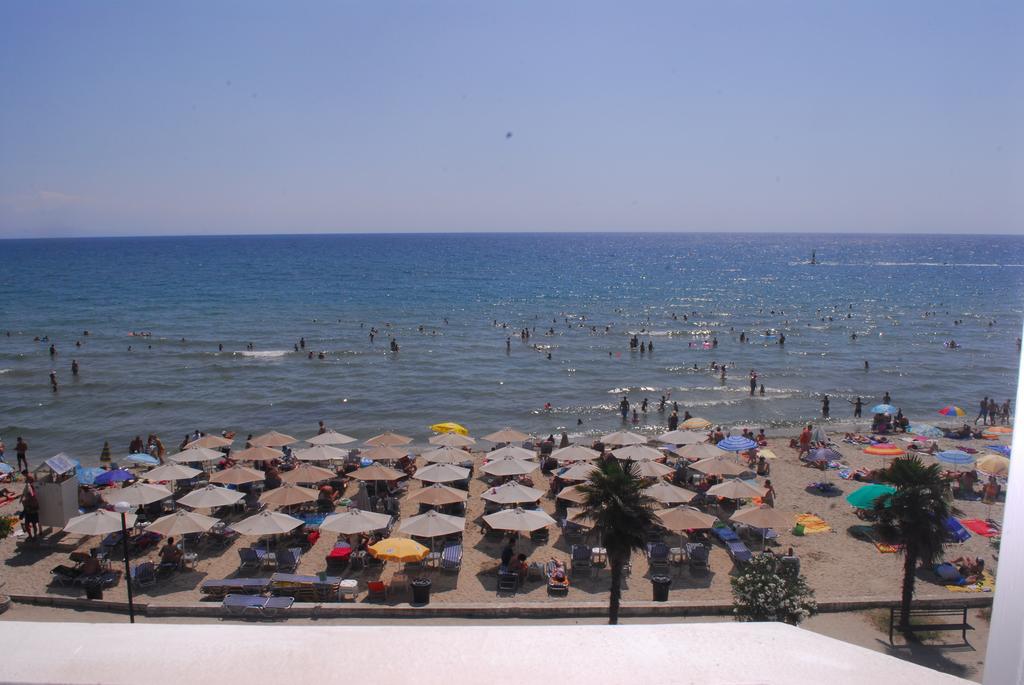Atlantis Hotel Paralía Kültér fotó