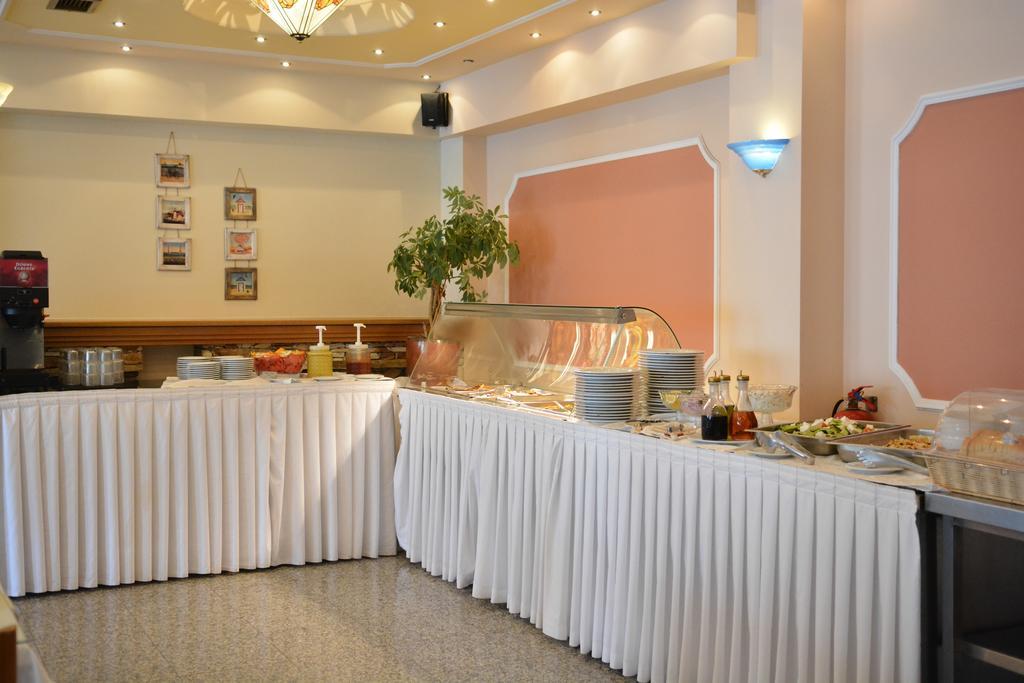 Atlantis Hotel Paralía Kültér fotó