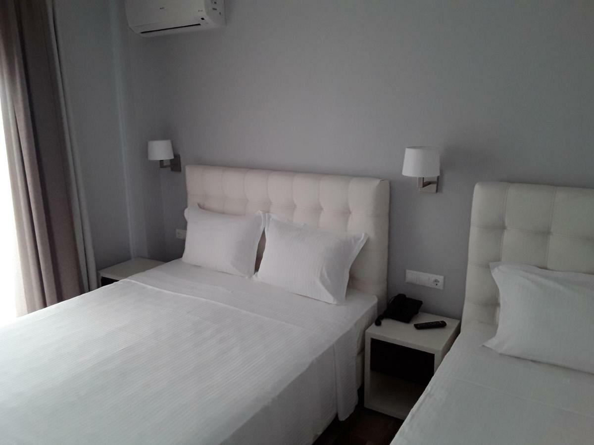 Atlantis Hotel Paralía Kültér fotó